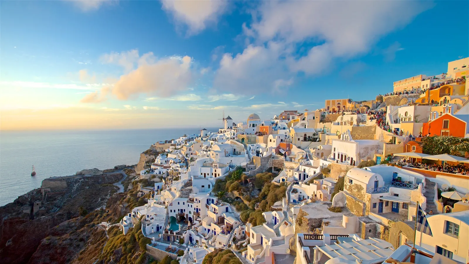 Casas brancas de Oia, em Santorini